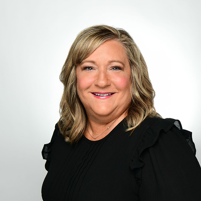 Angela Leffler Headshot