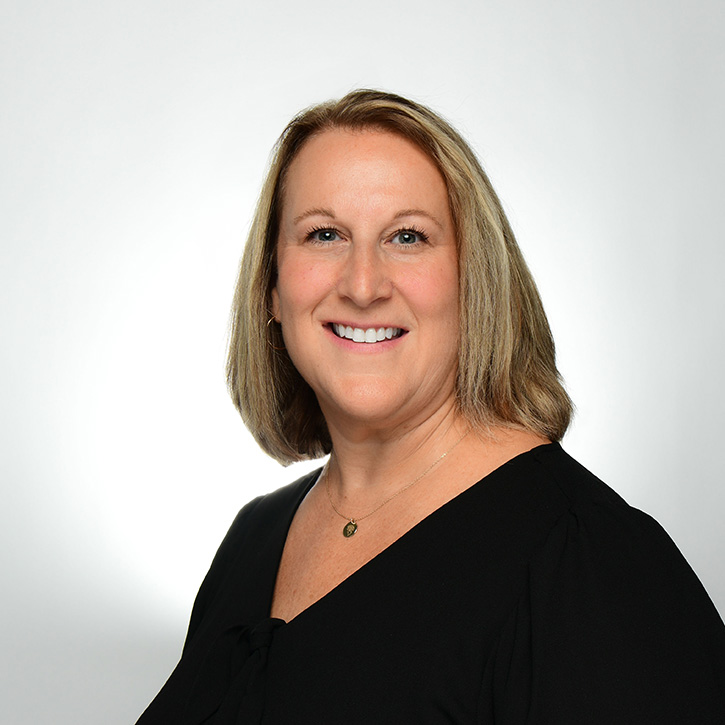 Anita Manwell Headshot