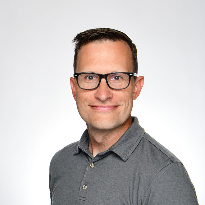 Mike Tapper Headshot