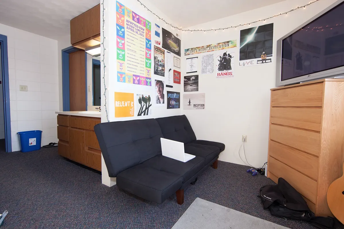 Hodson Hall Room