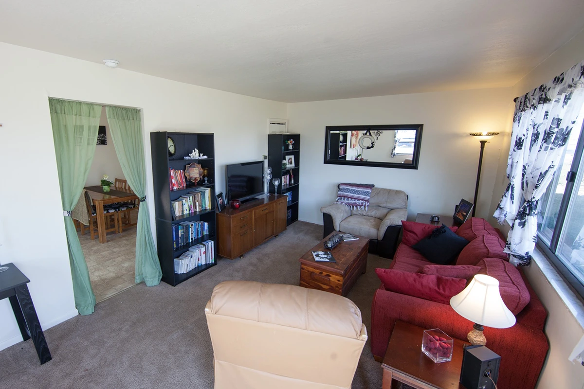 University Court Living
