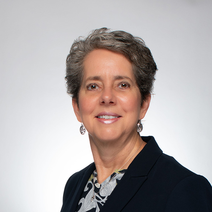 Beth DeKoninck Headshot