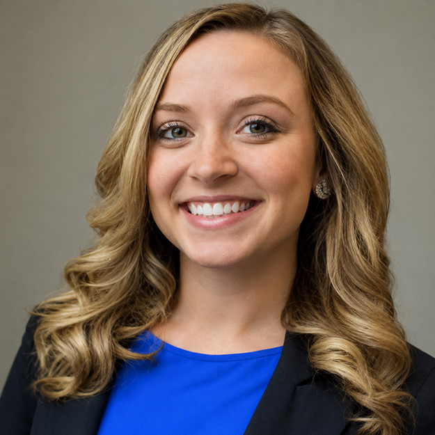 Tiffany Snyder Headshot